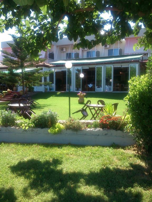 Evoikos beach & resort Livanátesz Kültér fotó